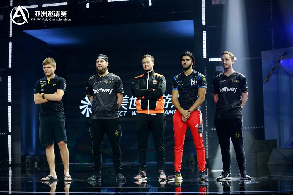 Spirit战队Hally教练：游戏竞技Major冠军之路与心态调整